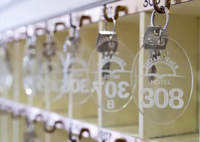 Tizian Отель 3*